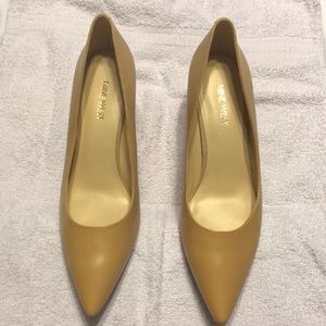 Nine West Nude Kitten Heel Pump